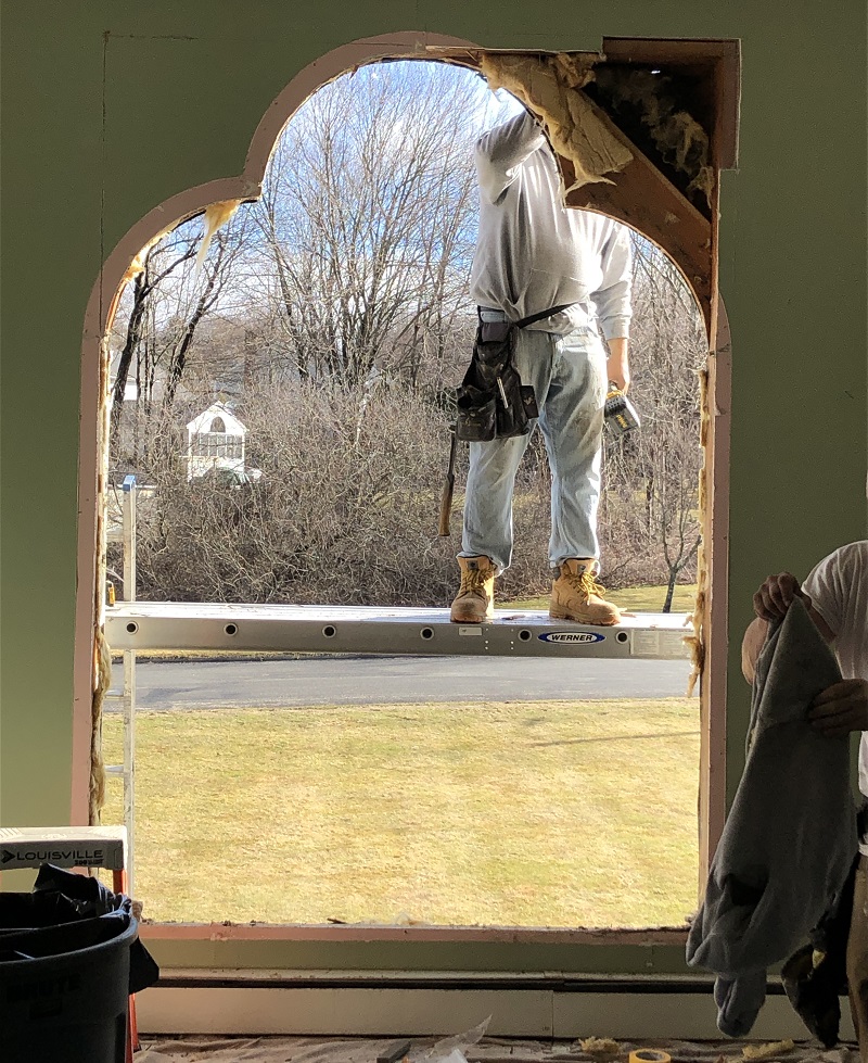 Removing framing to expand the existing window